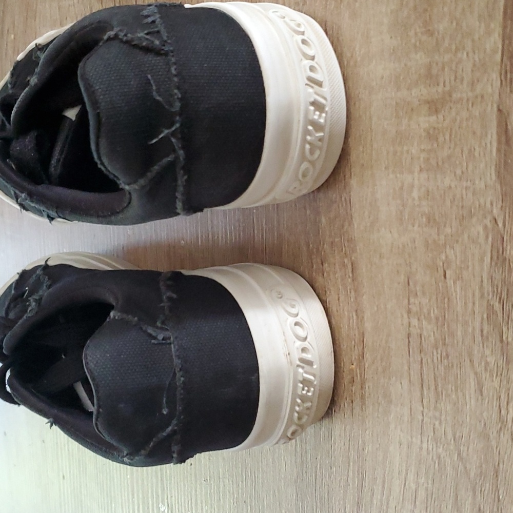 Rocket Dog low top skater shoes. Women's 6.5. - Picture 9 of 10